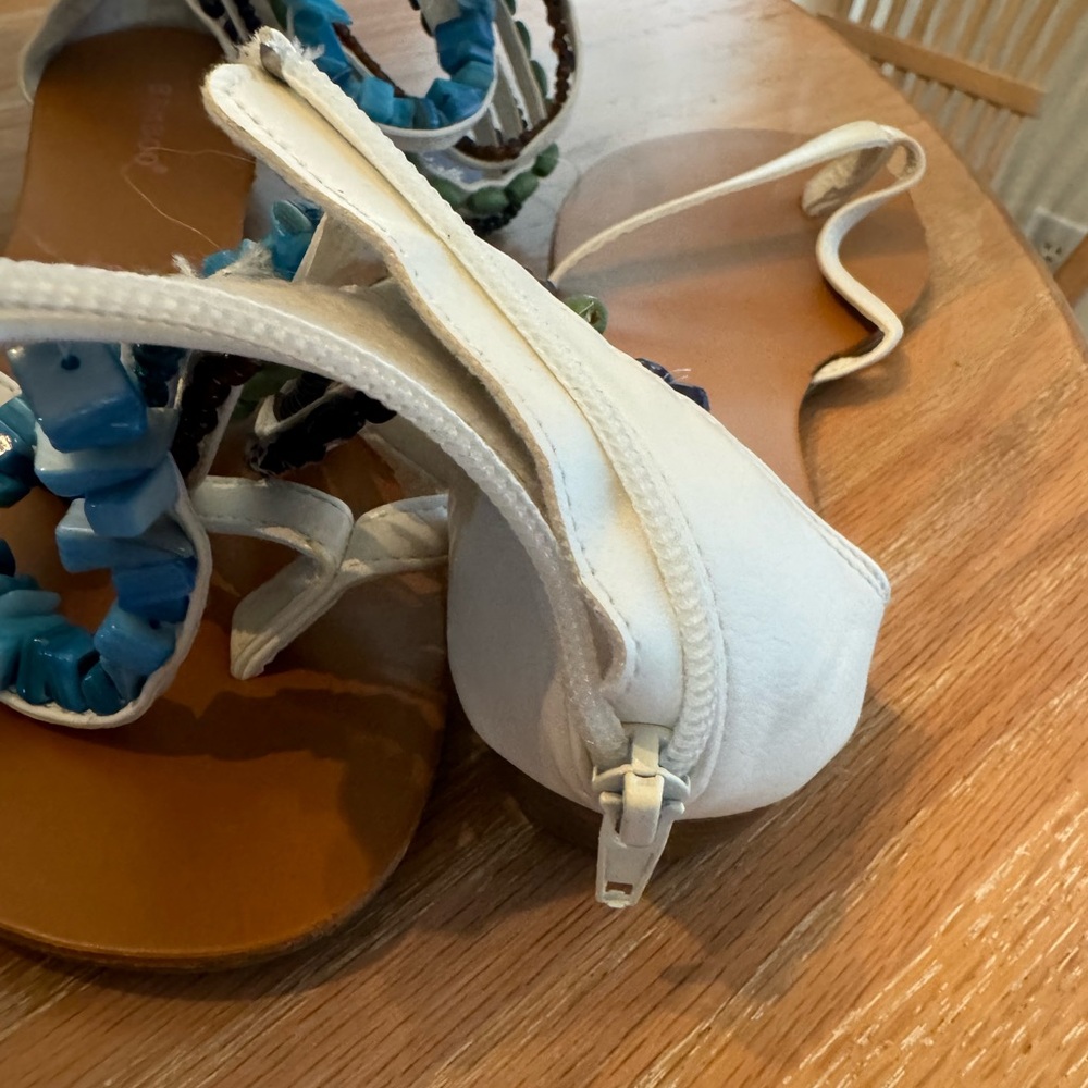 New sandal w beads strappy 8.5 - Picture 3 of 5